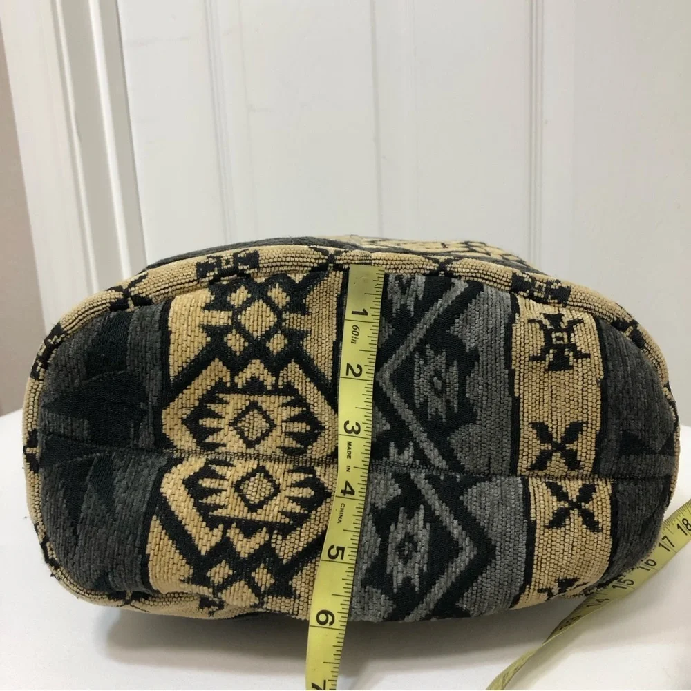 ARTESANY Wool Blend Ecuador Tribal Boho‎ Black Tan Gray Hobo Zipper Bag